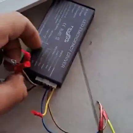 تركيب بطارية الطواريء Led Emergency Driver - فني كهربائي بجدة